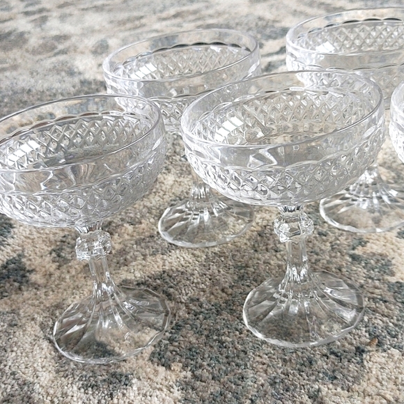 Vintage Crystal Glassware Goblets Stemware Glasses - Picture 7 of 17